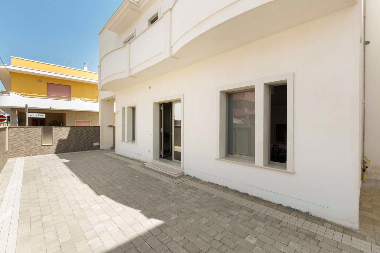 Villino Blu Suite Porto Cesareo Esterno foto